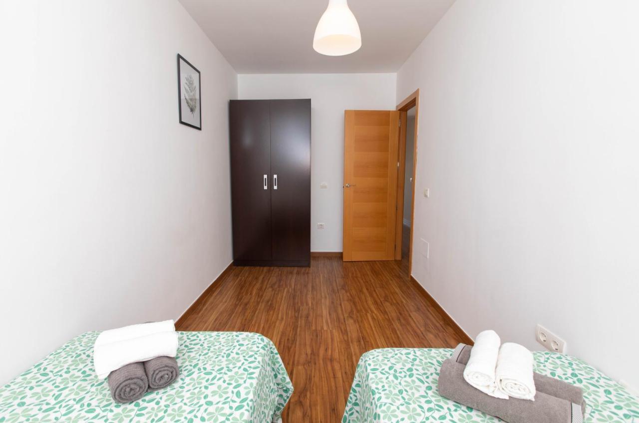 Heaven By The Sea Apartments Малага Екстериор снимка